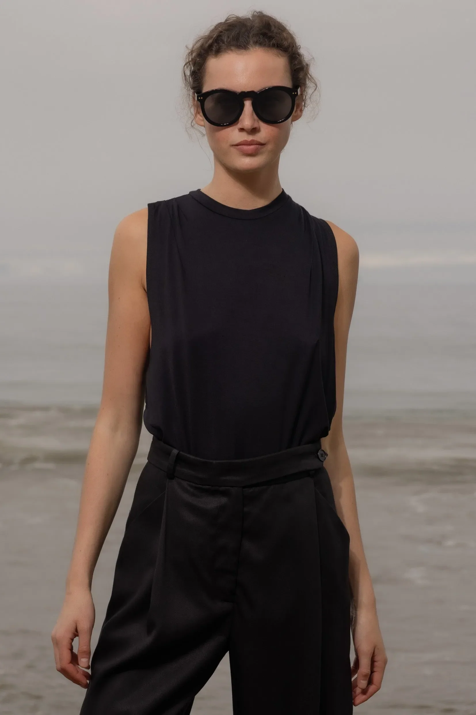 Expat Tank - Black - Image 8