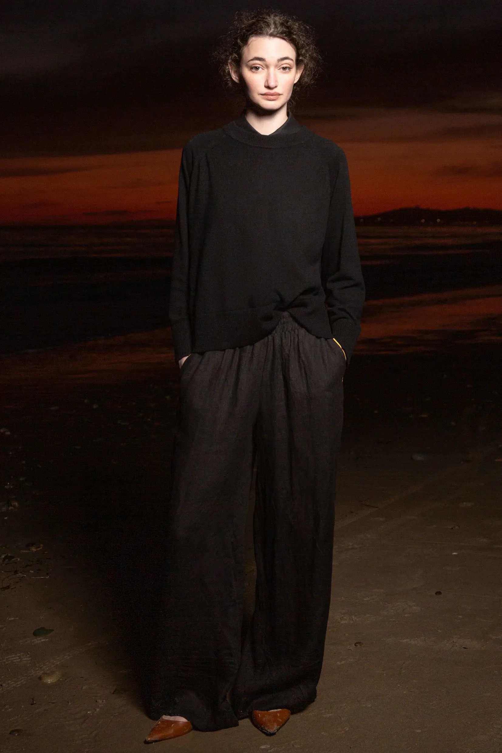 Sahara Pant - Noir Tissue Linen - Image 6