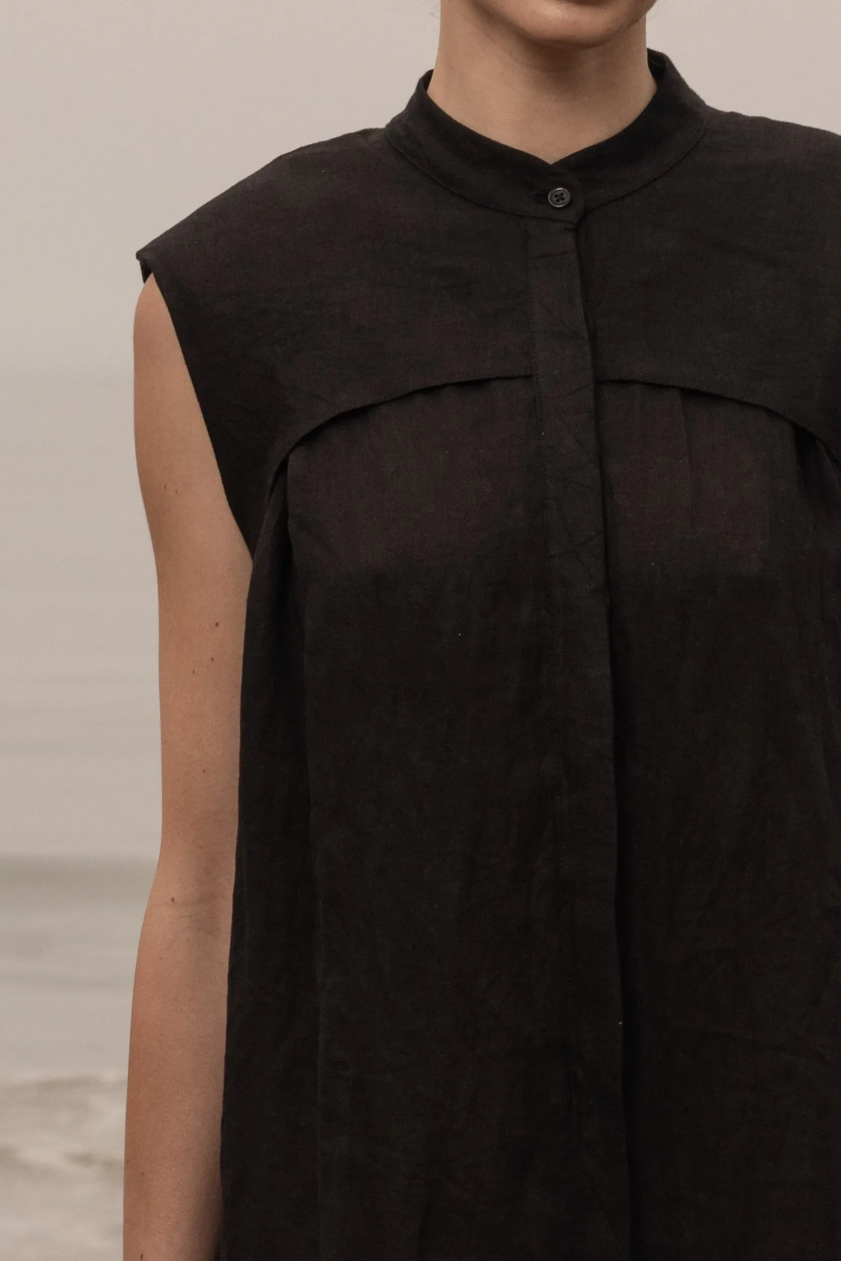 Sespe Dress - Noir Tissue Linen - Image 6