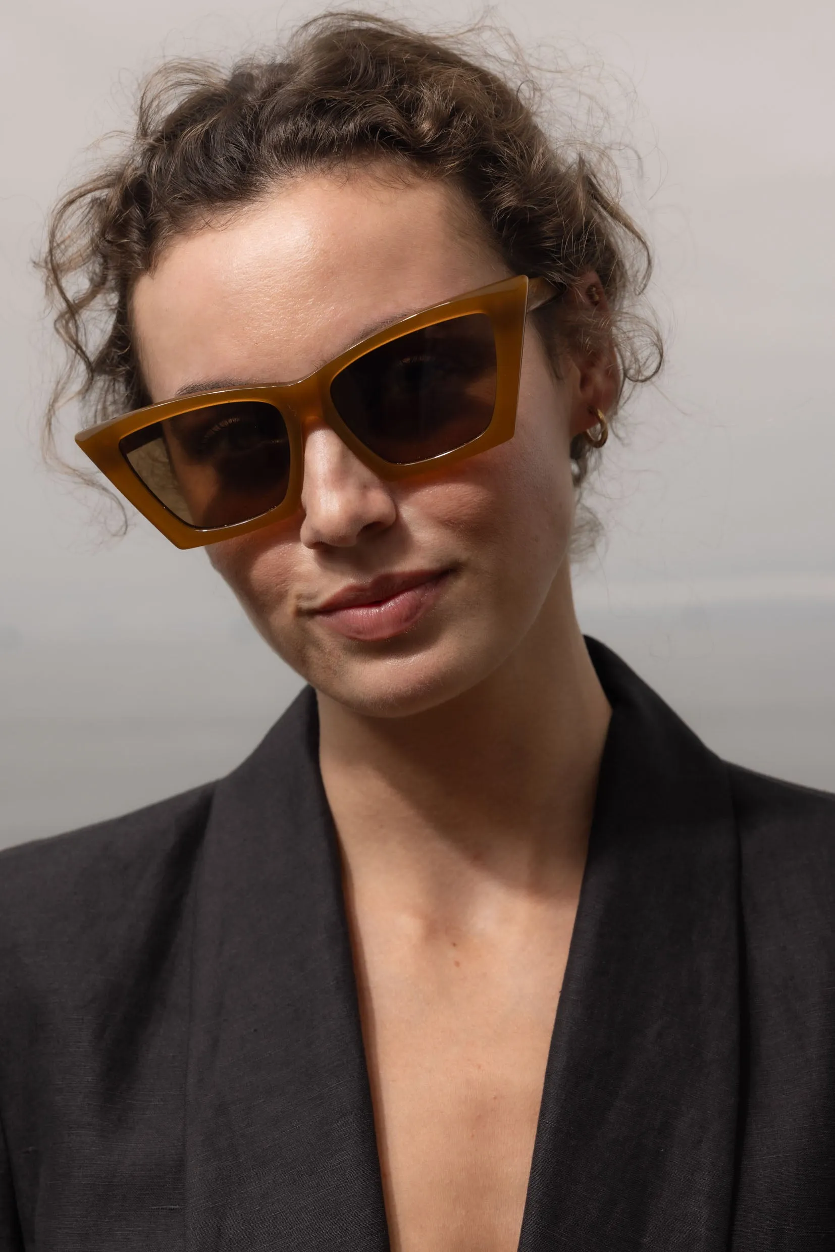 Summerland Frame - Amber - Image 4